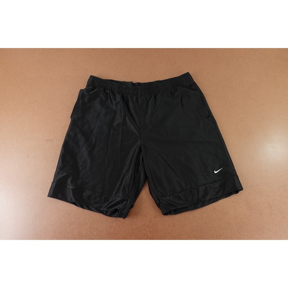 Nike Men's Size XL Black 10"‎ Inseam Drawstring Pocketed Athletic Shorts
